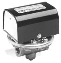MCDONNELL & MILLER 113200 1/2" In-line High Sensitivity Flow Switch FS1